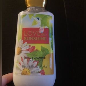 Bath & Body Works Love & Sunshine Body Lotion -discontinued/rare scent.